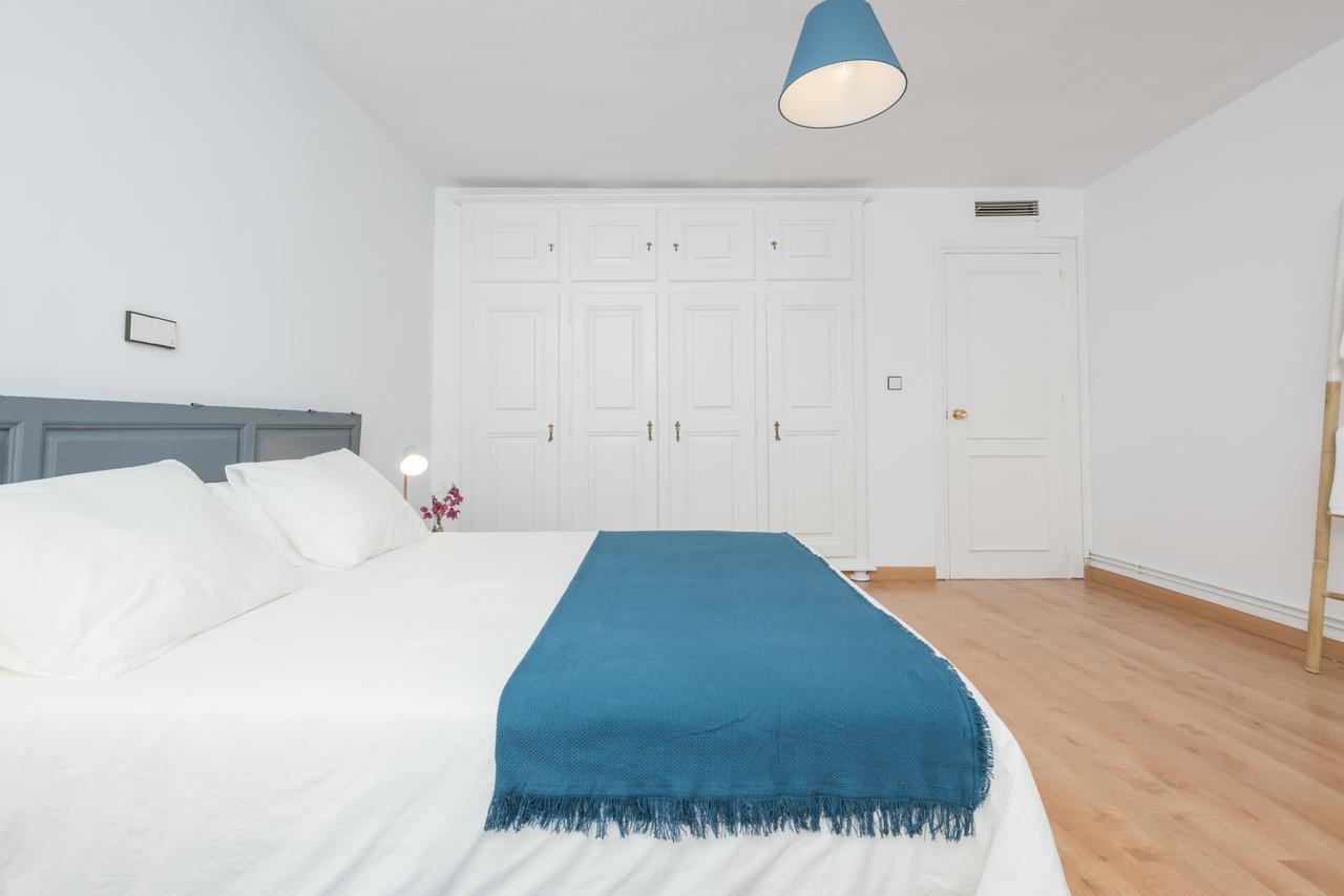 Apartamentos Paseo De La Farola Malaga Zewnętrze zdjęcie