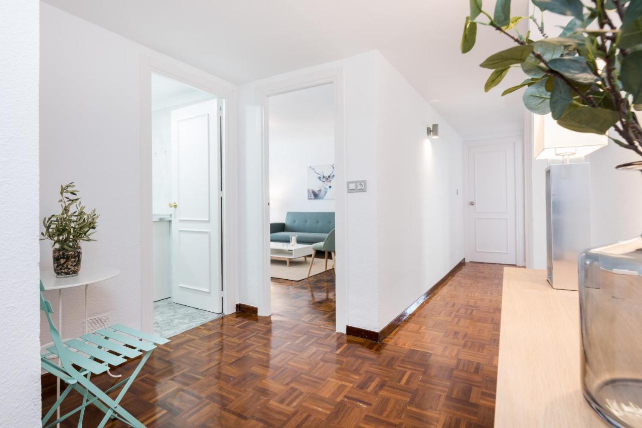 Apartamentos Paseo De La Farola Malaga Zewnętrze zdjęcie