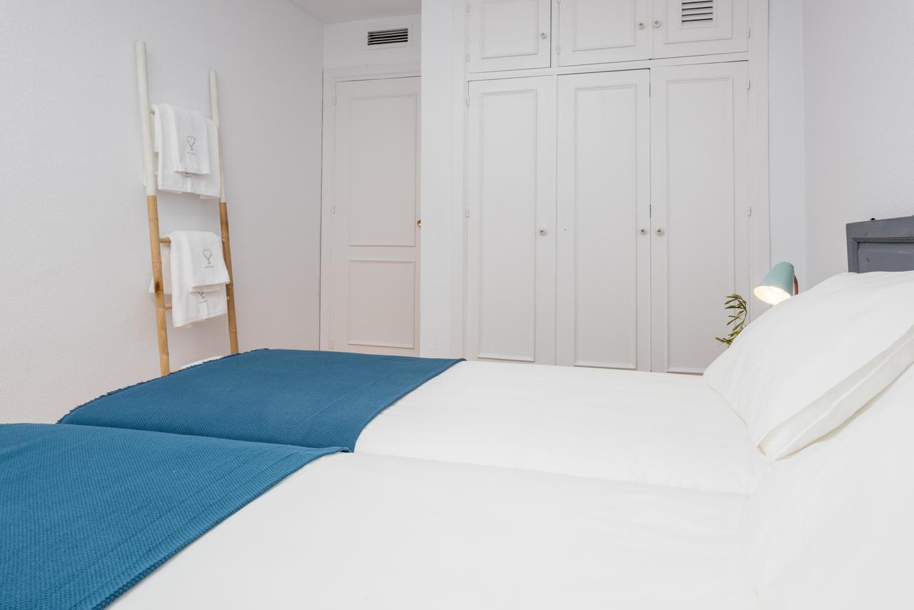 Apartamentos Paseo De La Farola Malaga Zewnętrze zdjęcie
