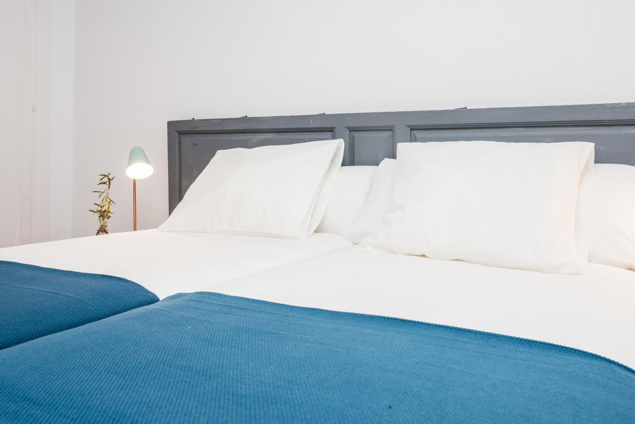 Apartamentos Paseo De La Farola Malaga Zewnętrze zdjęcie