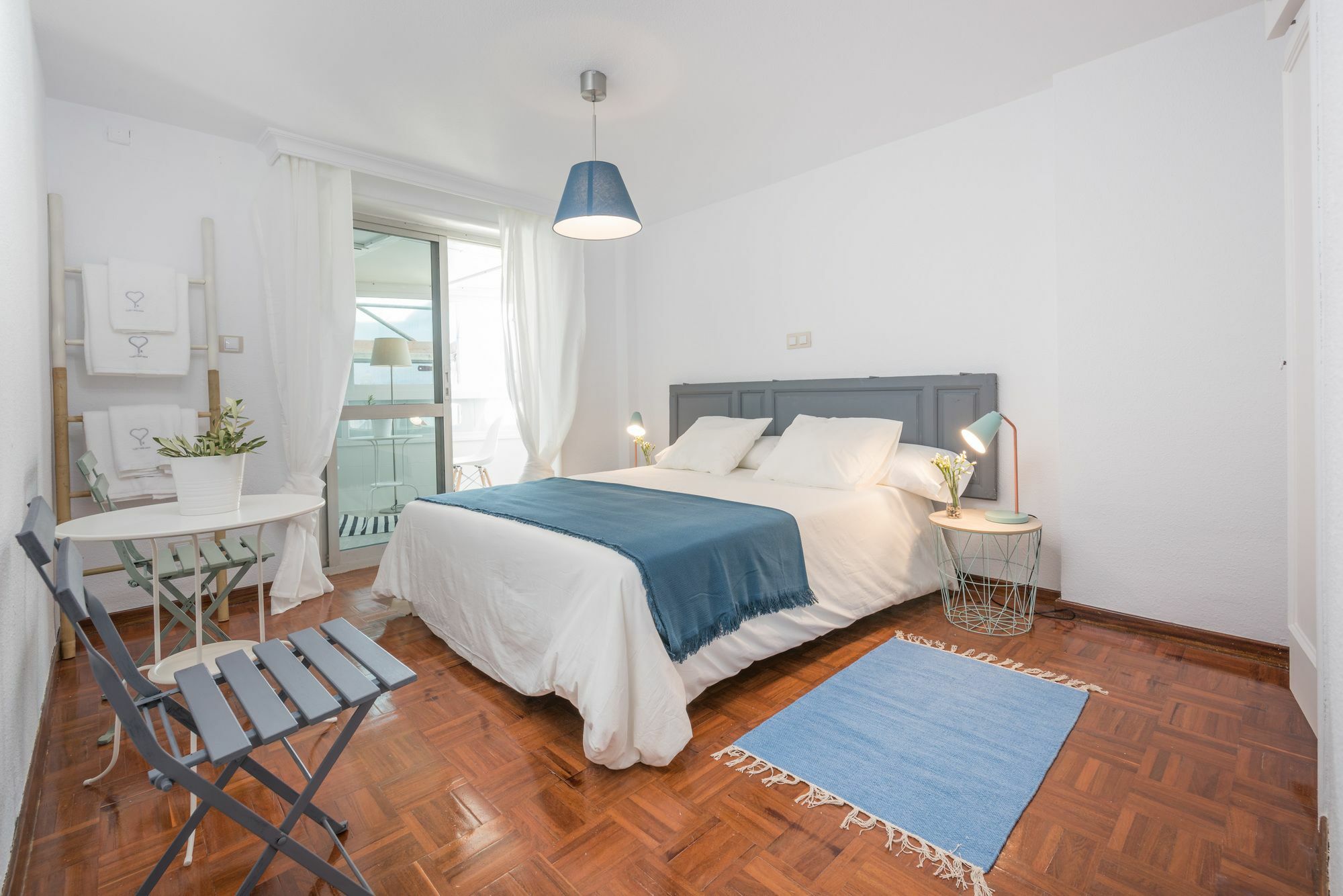 Apartamentos Paseo De La Farola Malaga Zewnętrze zdjęcie